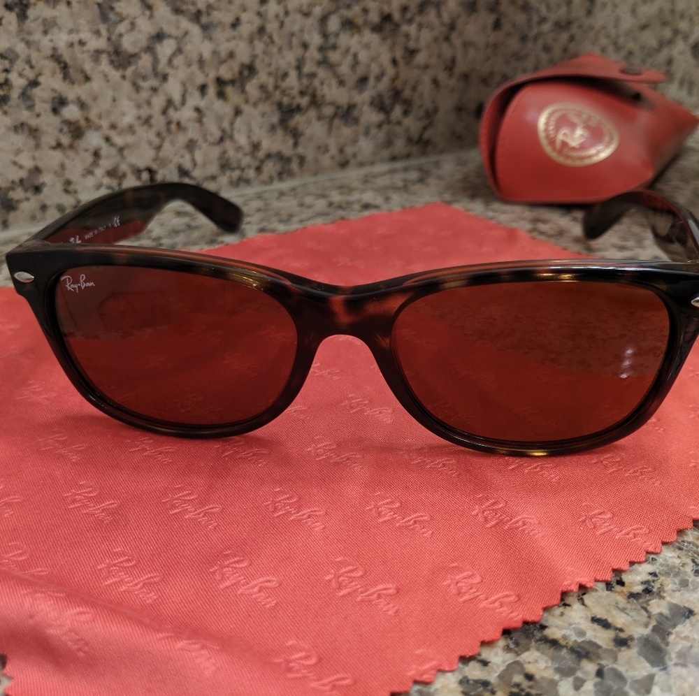 Ray-Ban New Wayfarer Sunglasses